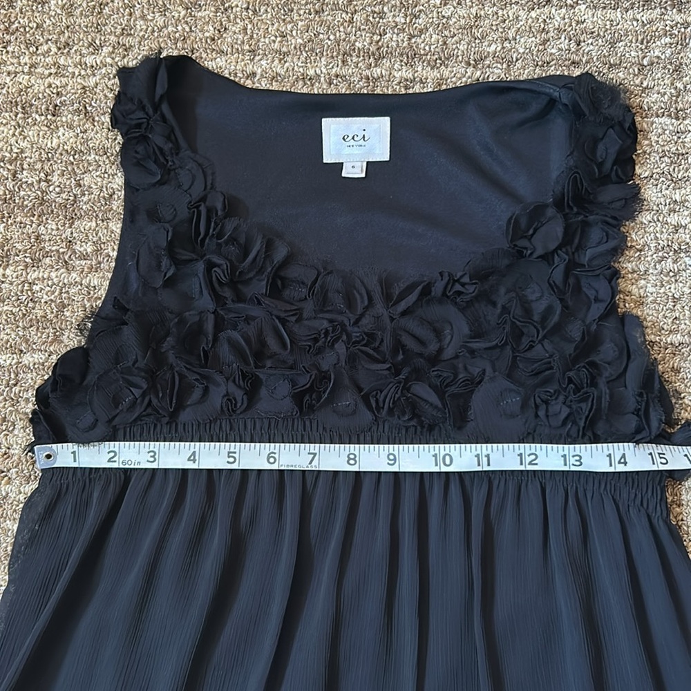 Top - Picture 4 of 7